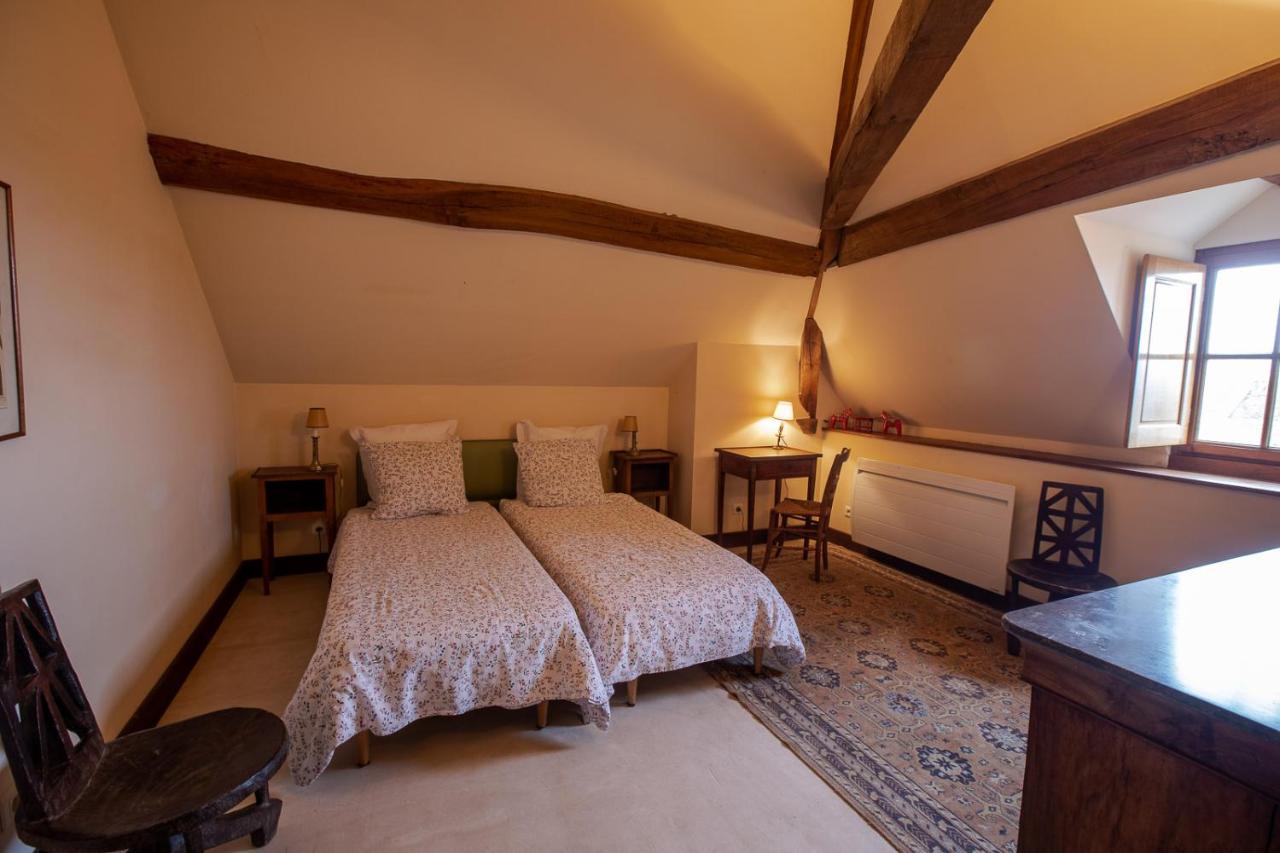 Bed and Breakfast La Buffonnerie Moutiers-Saint-Jean Exterior foto